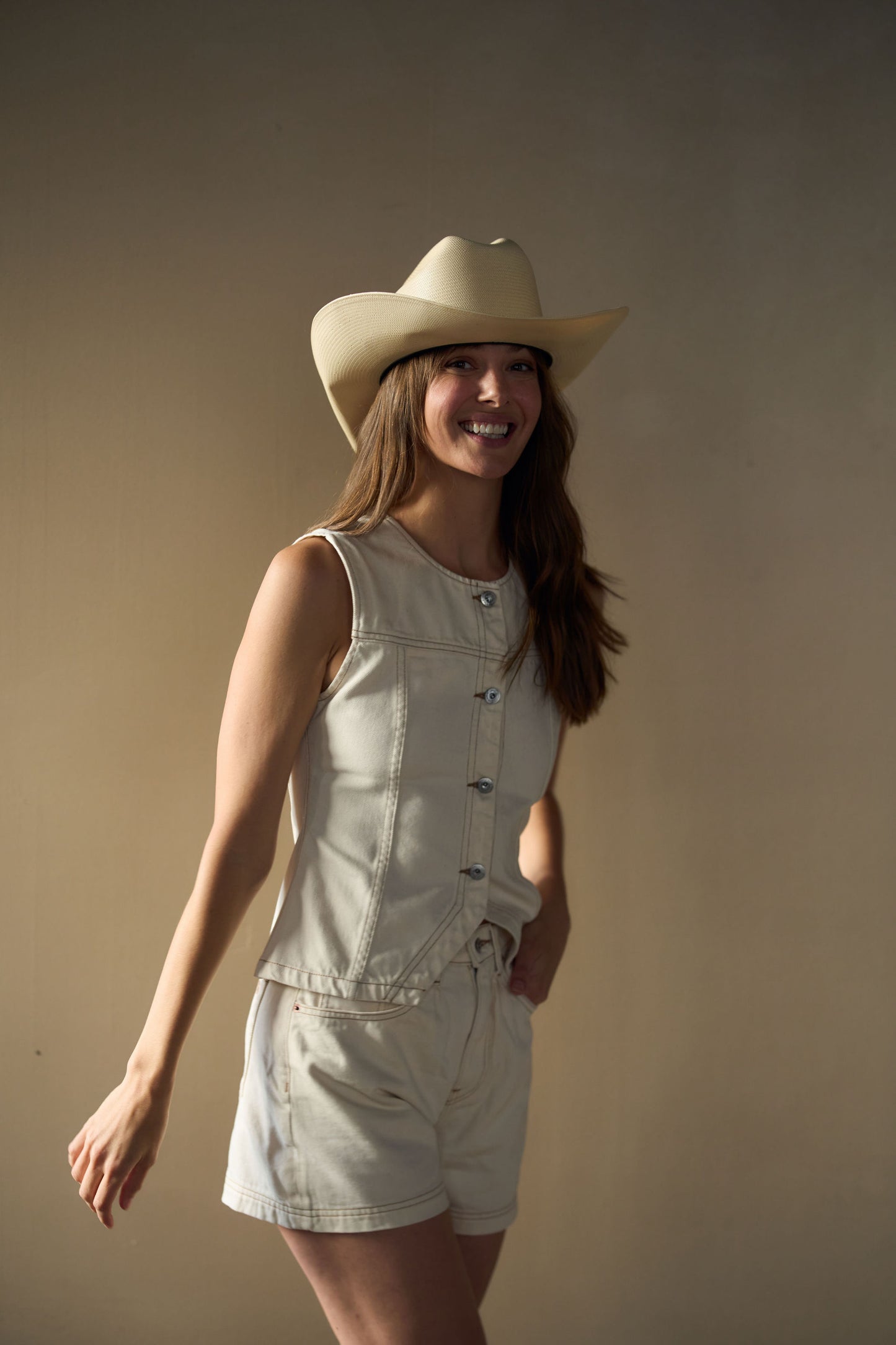 Loretta Denim Vest in Choca Wash